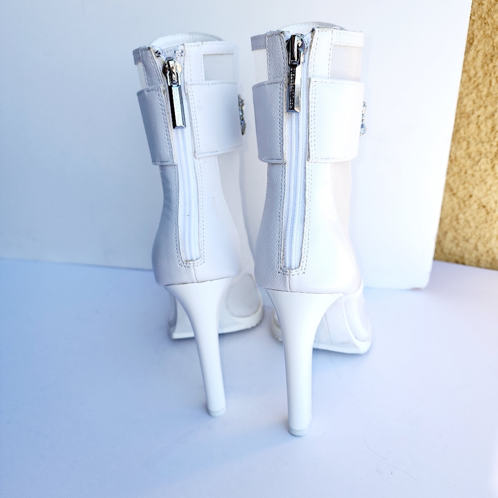 Karl Lagerfeld Paris Women's White Blayze Lug Sole Peep Toe Bootie Size 7 - Picture 6 of 10